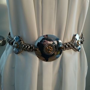 Metal medallion belt